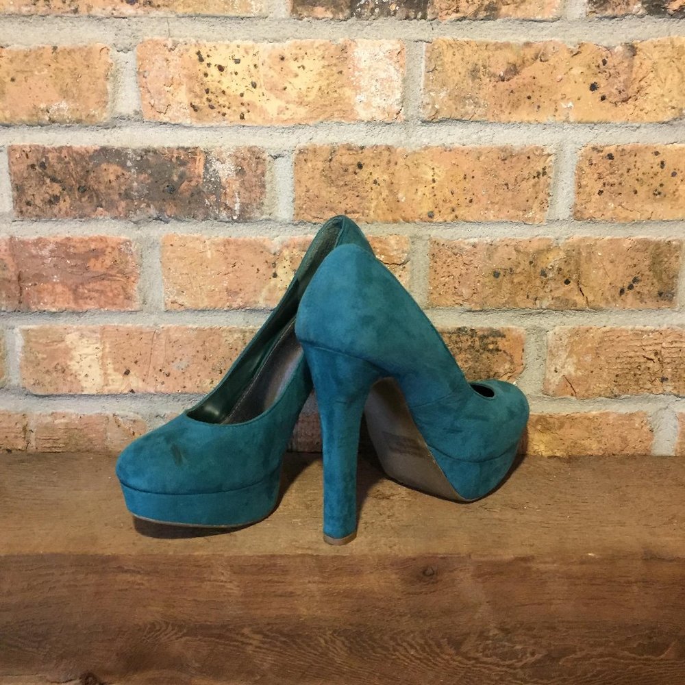 Teal Heels